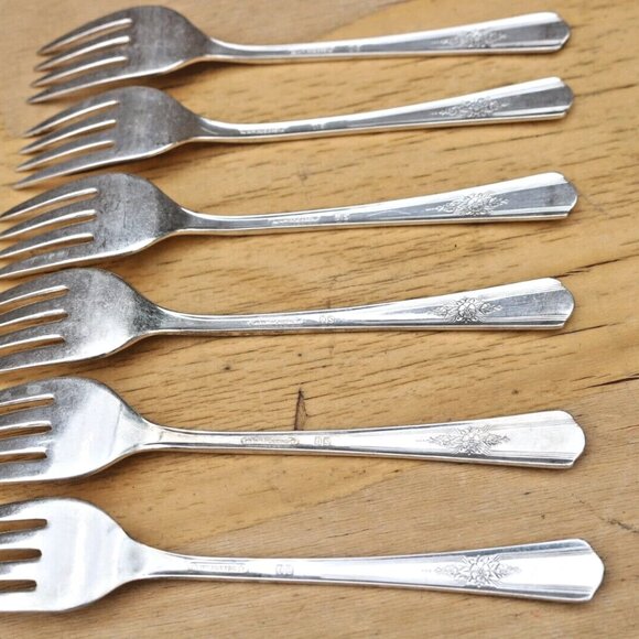 Set of 6 WM Rogers DESIRE Silver Plate Dessert Forks and Tea Spoons - Picture 13 of 15